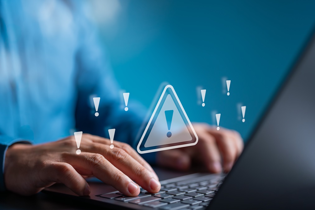 Cybersecurity,,Internet,Cyber,Crime,,System,Alert,Warning.,Malicious,Software,,Threat,